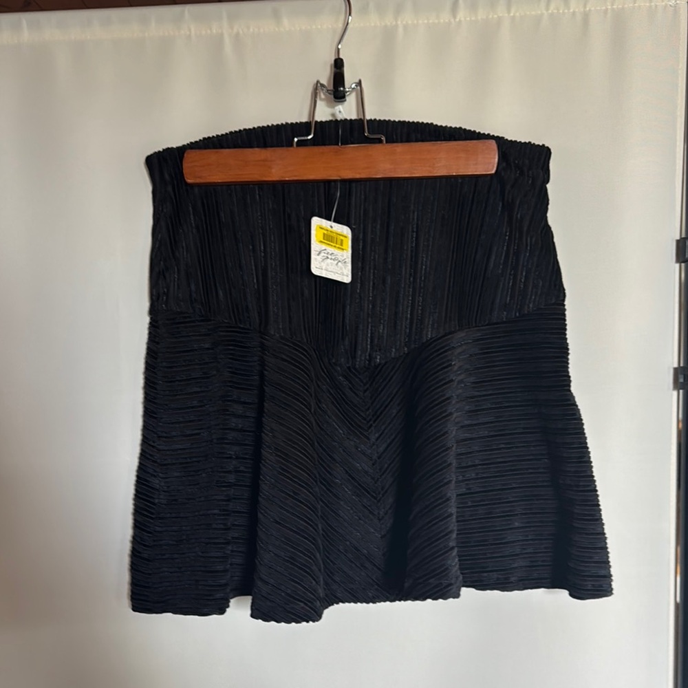 Coduroy Black Pleated Skirt mini